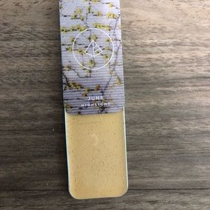 Seint June Highlight Makeup